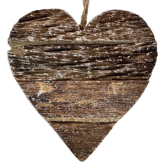 HANDCRAFTED WOODEN CHRISTMAS ORANAMENTS LOVE HEART SET 2 RUSTIC CABINCORE NEW - Picture 5 of 9